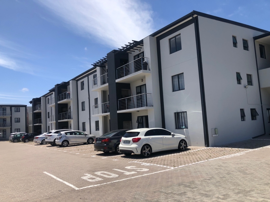 3 Bedroom Property for Sale in Parklands East Western Cape